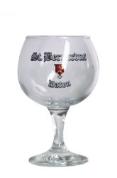 St Bernardus verre